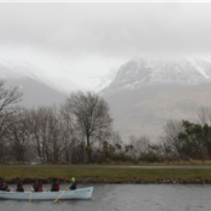 Unit Raises £450 for new ship in Rowathon