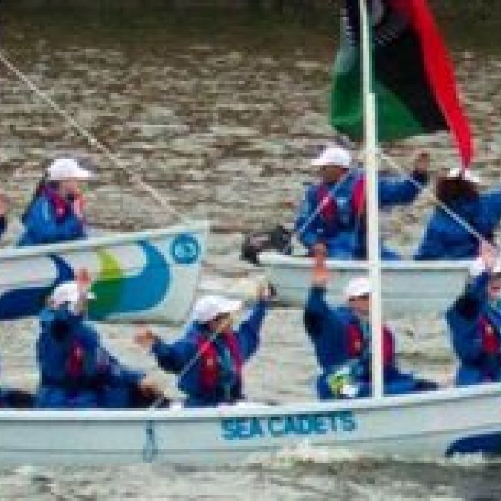 Thames Diamond Jubilee Pageant (01/06/2012 -...