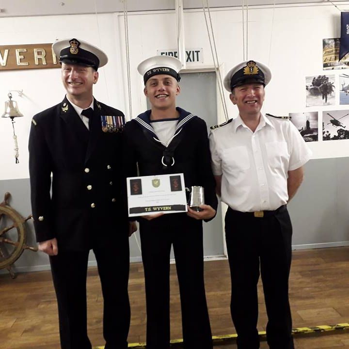 SITTINGBOUNRE SEA CADET COMPLETES TRAINING.