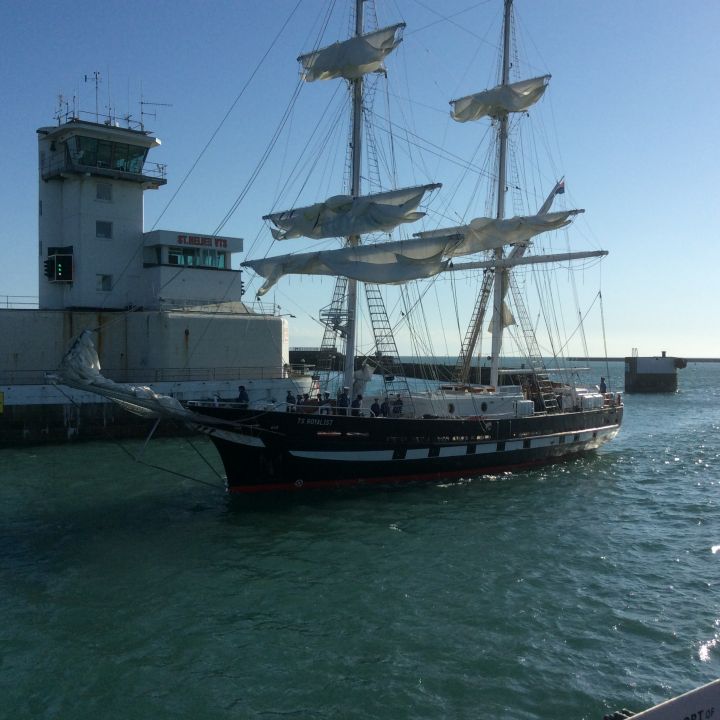 OFFSHORE SAILING IN SEA CADET FLAGSHIP