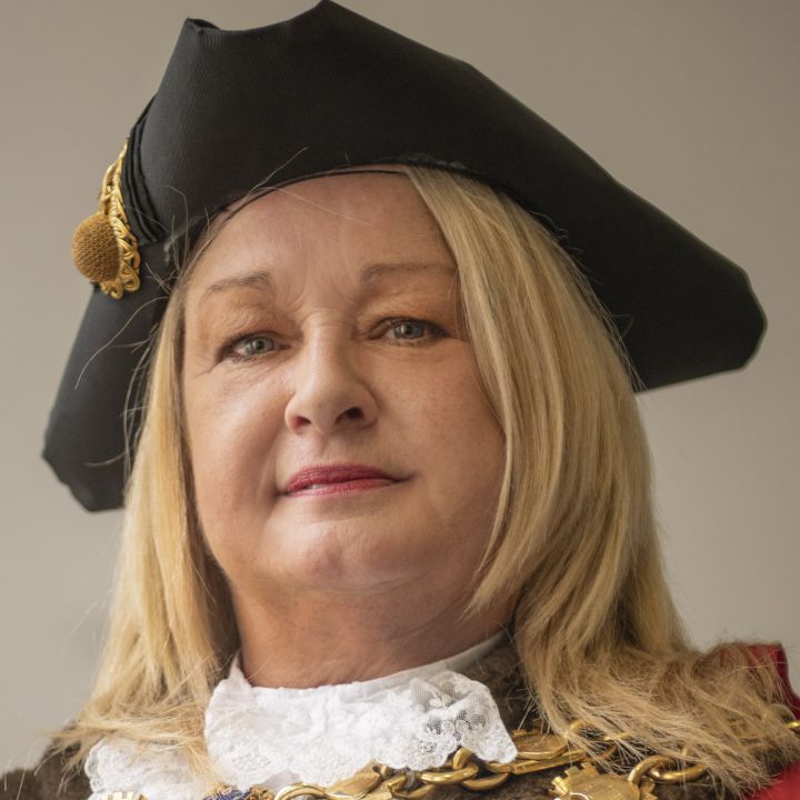 POOLE'S ADMIRAL BECOMES POOLE SEA CADET'S PATRON