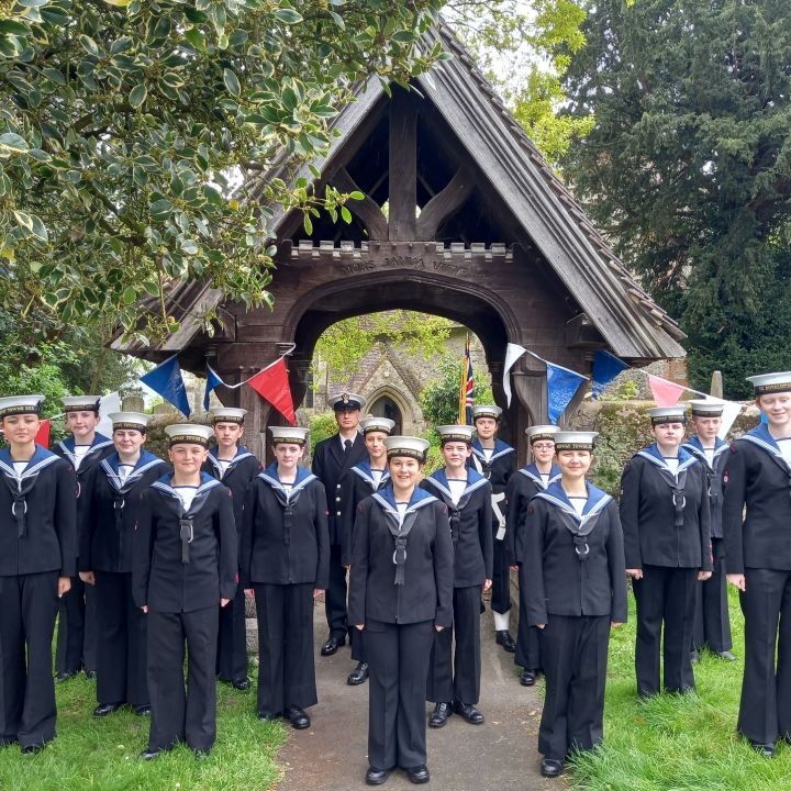 Halling Coronation Parade
