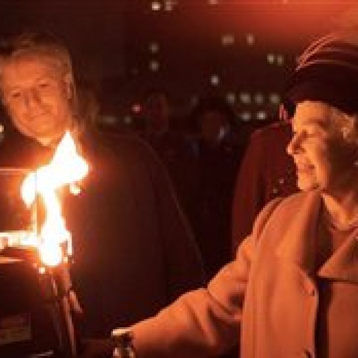 Sea Cadets celebrate Jubilee with beacon lighting