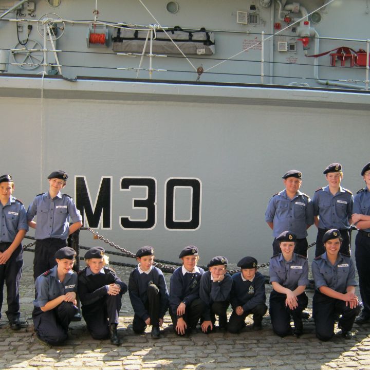 HMS LEDBURY SHIP'S VISIT