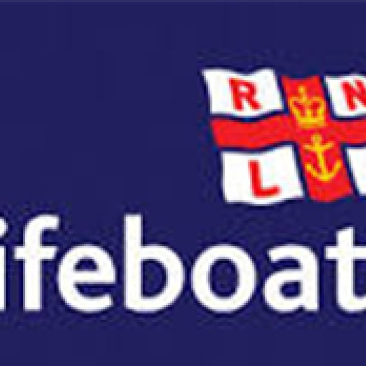RNLI CULLERCOATS HARBOUR DAY 