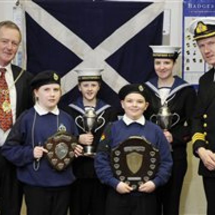 UNIT WINS PENNANT AT INSPECTION
