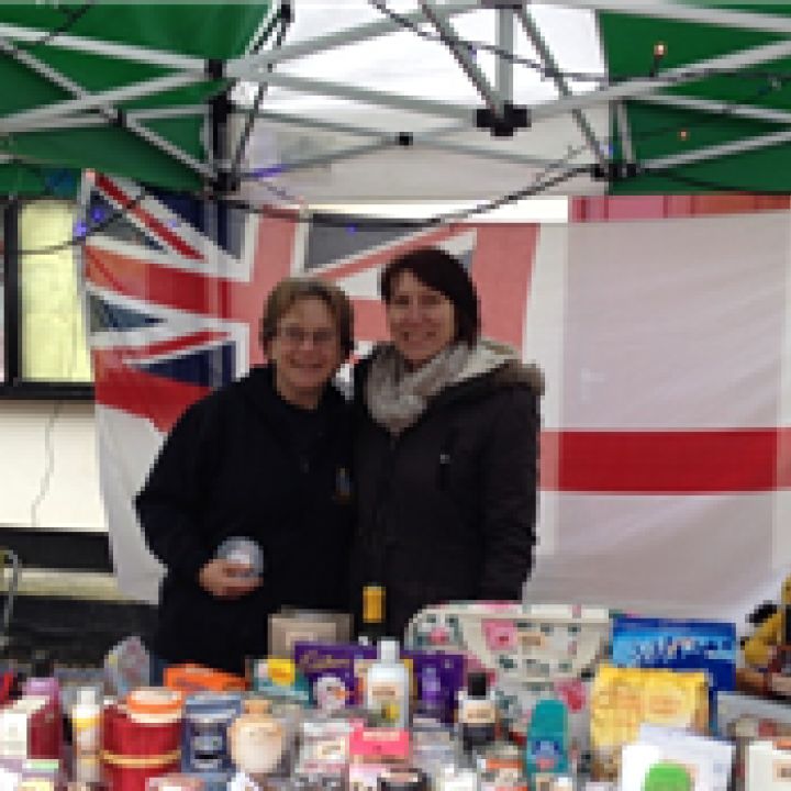 Tombola success at Huntingdon Christmas Lights...