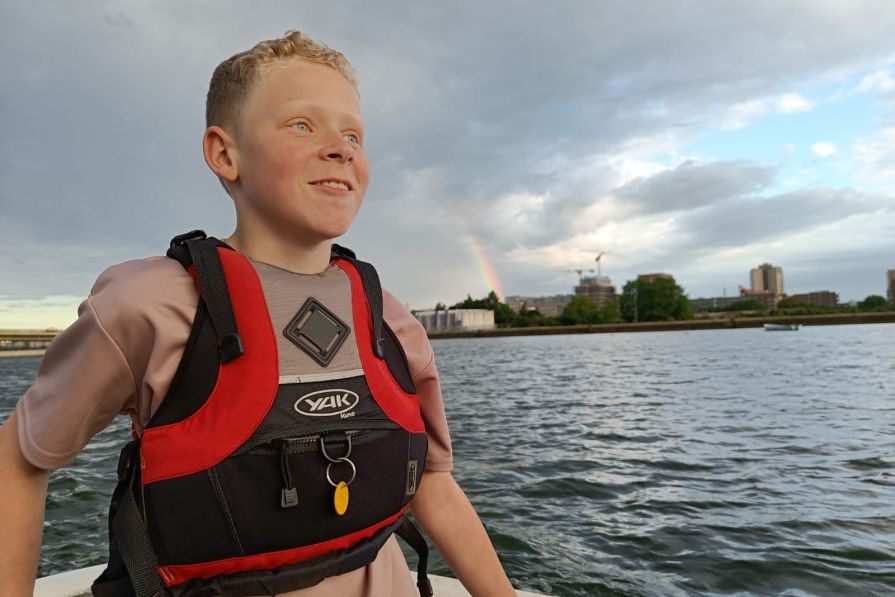 Rainbow powerboating